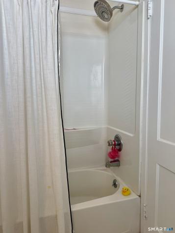 22 Edward Street East Haven CT 06512