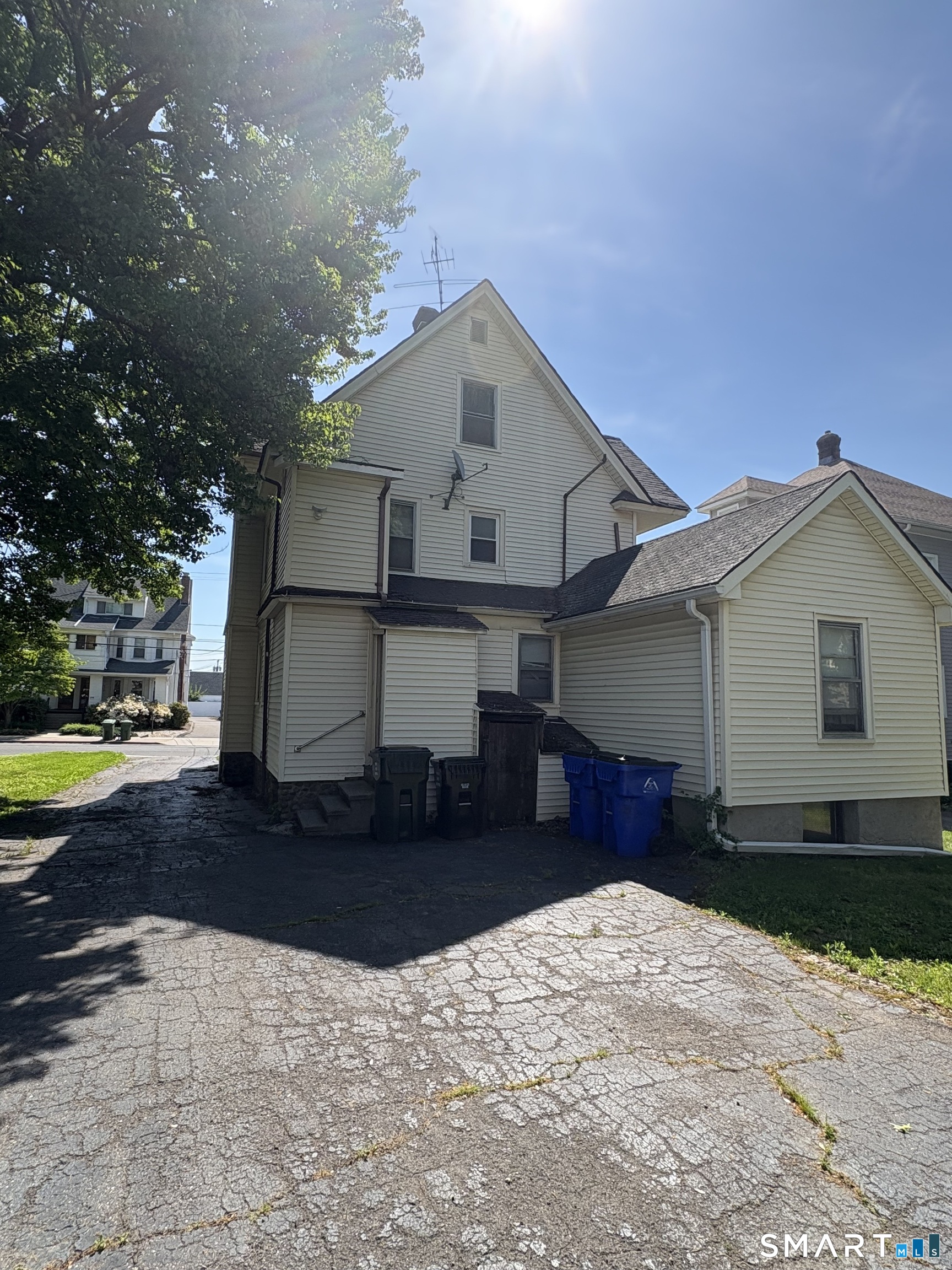 225 Whiting Lane West Hartford CT 06119