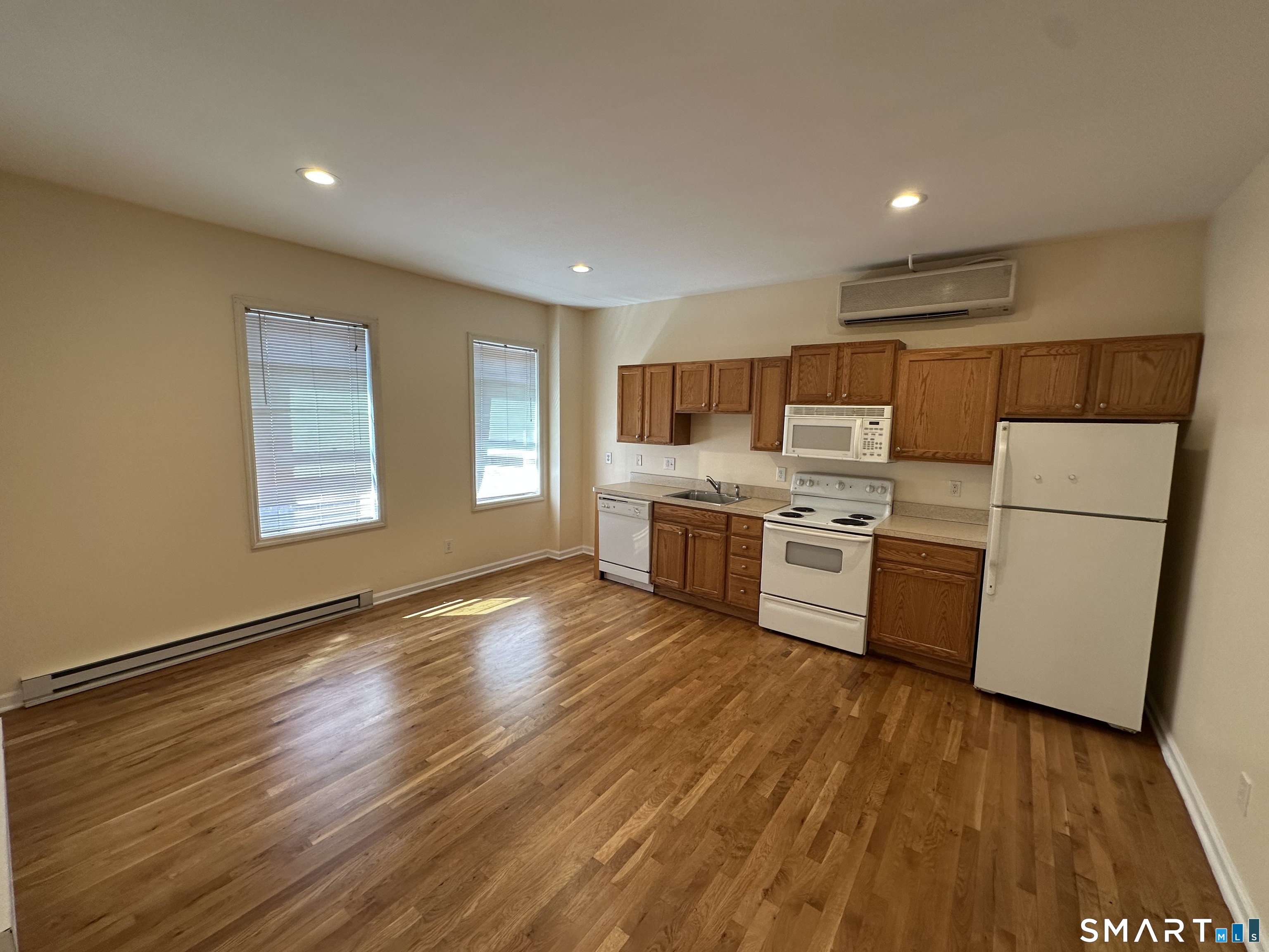 14 Railroad Street New Milford CT 06776