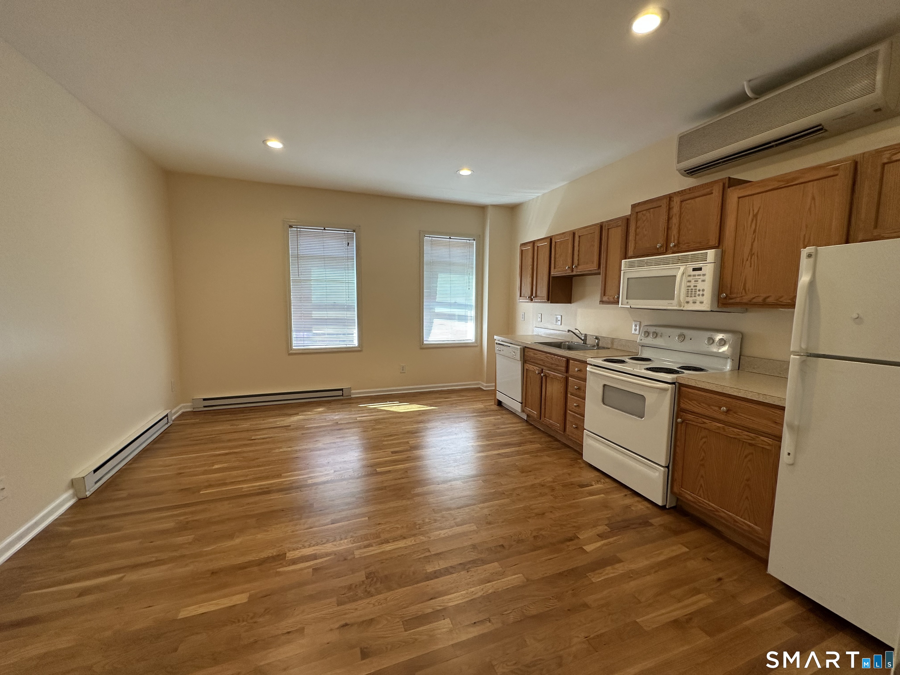14 Railroad Street New Milford CT 06776