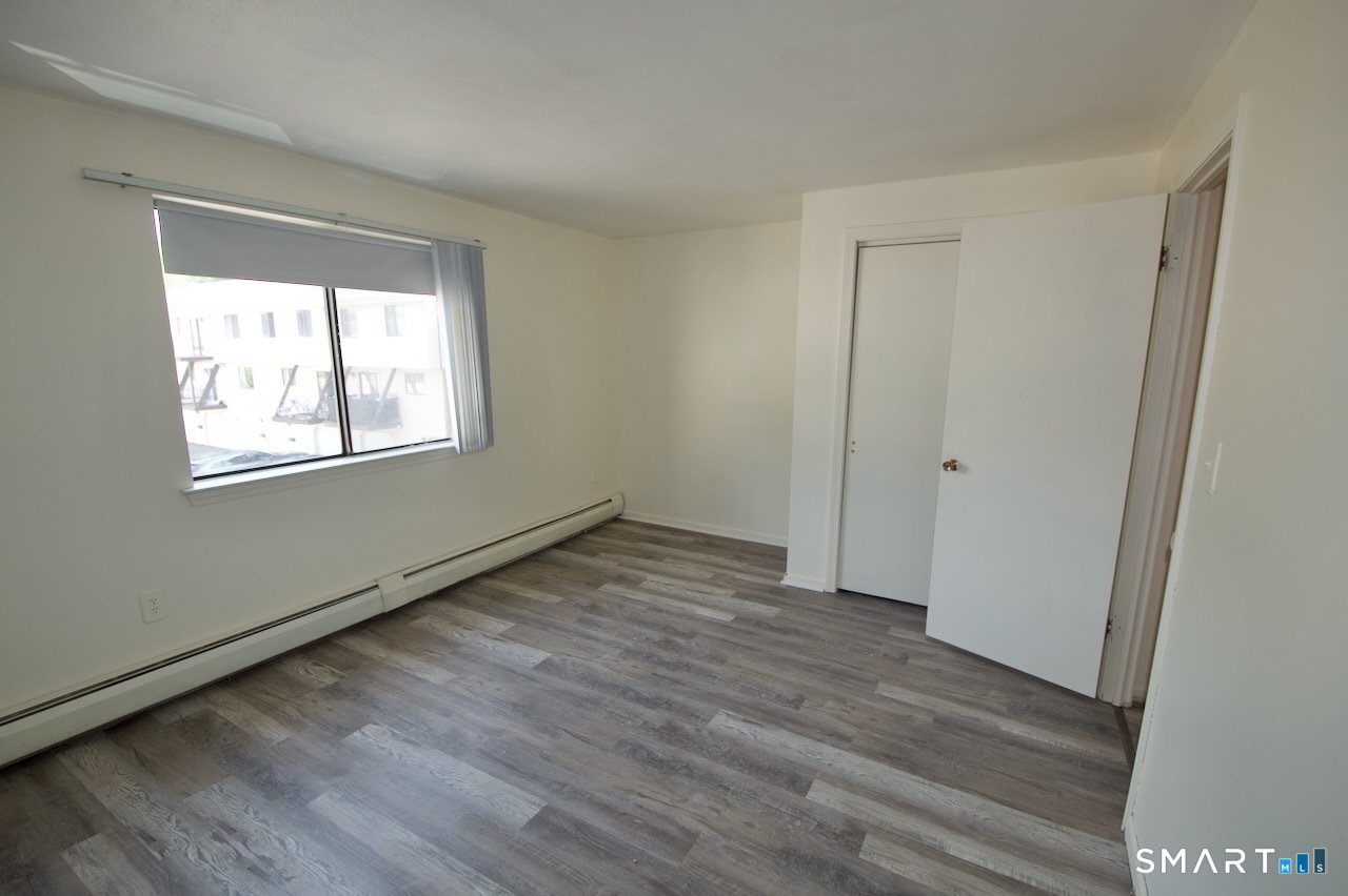 839 Blackstone Village Meriden CT 06450