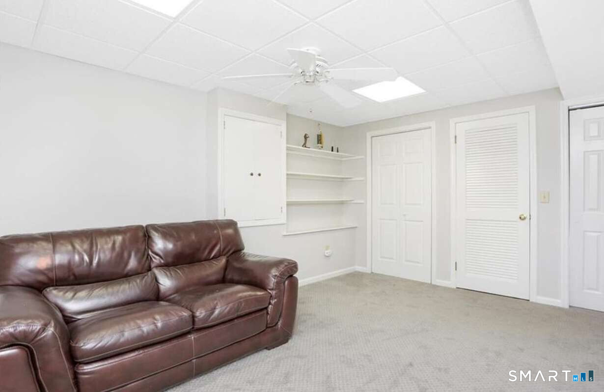 606 Foxboro Drive Norwalk CT 06851