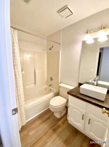 606 Foxboro Drive Norwalk CT 06851