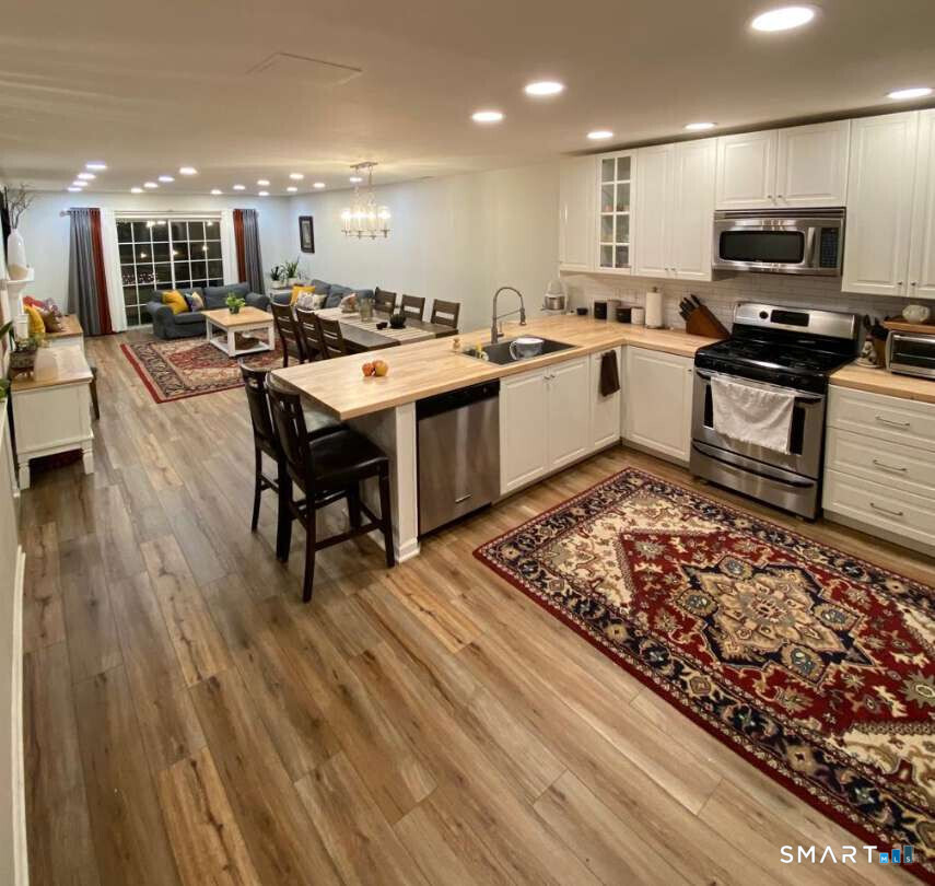606 Foxboro Drive Norwalk CT 06851