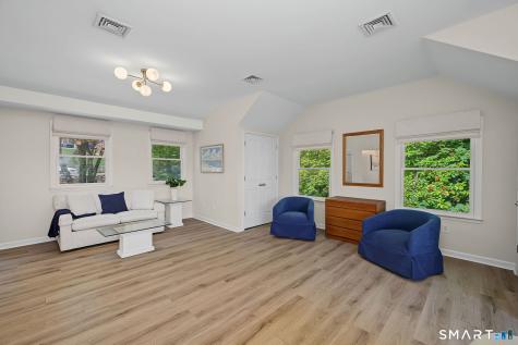 14 Shore Road Danbury CT 06811