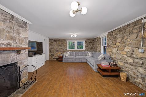 14 Shore Road Danbury CT 06811