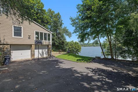 14 Shore Road Danbury CT 06811