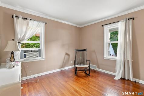32 Van Buskirk Avenue Stamford CT 06902