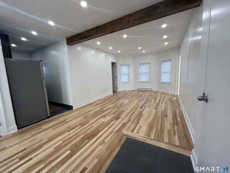 198 Montauk Avenue New London CT 06320