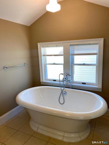 8 Broad Street Stonington CT 06378