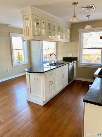 8 Broad Street Stonington CT 06378