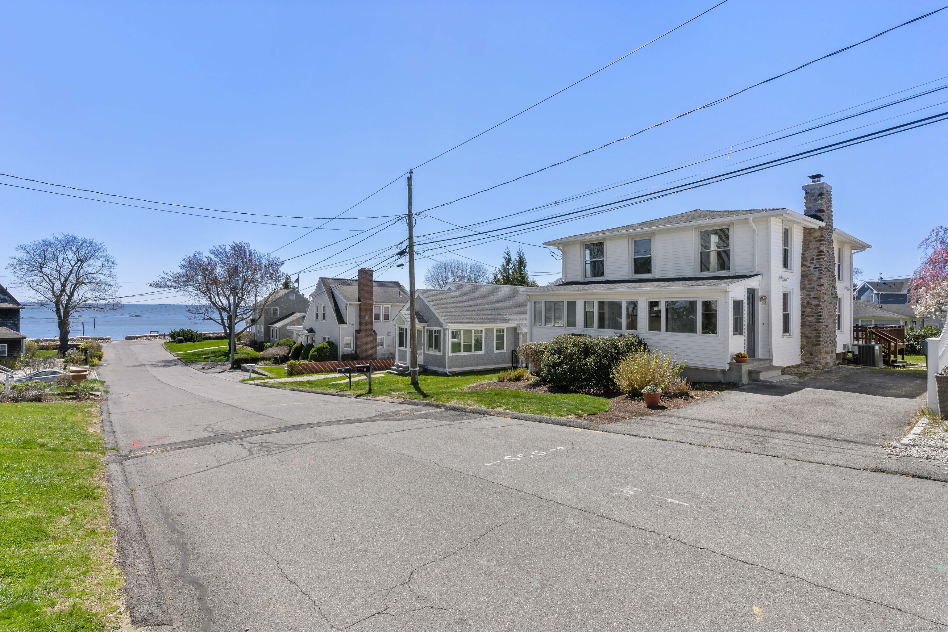 14 Second Avenue Branford CT 06405