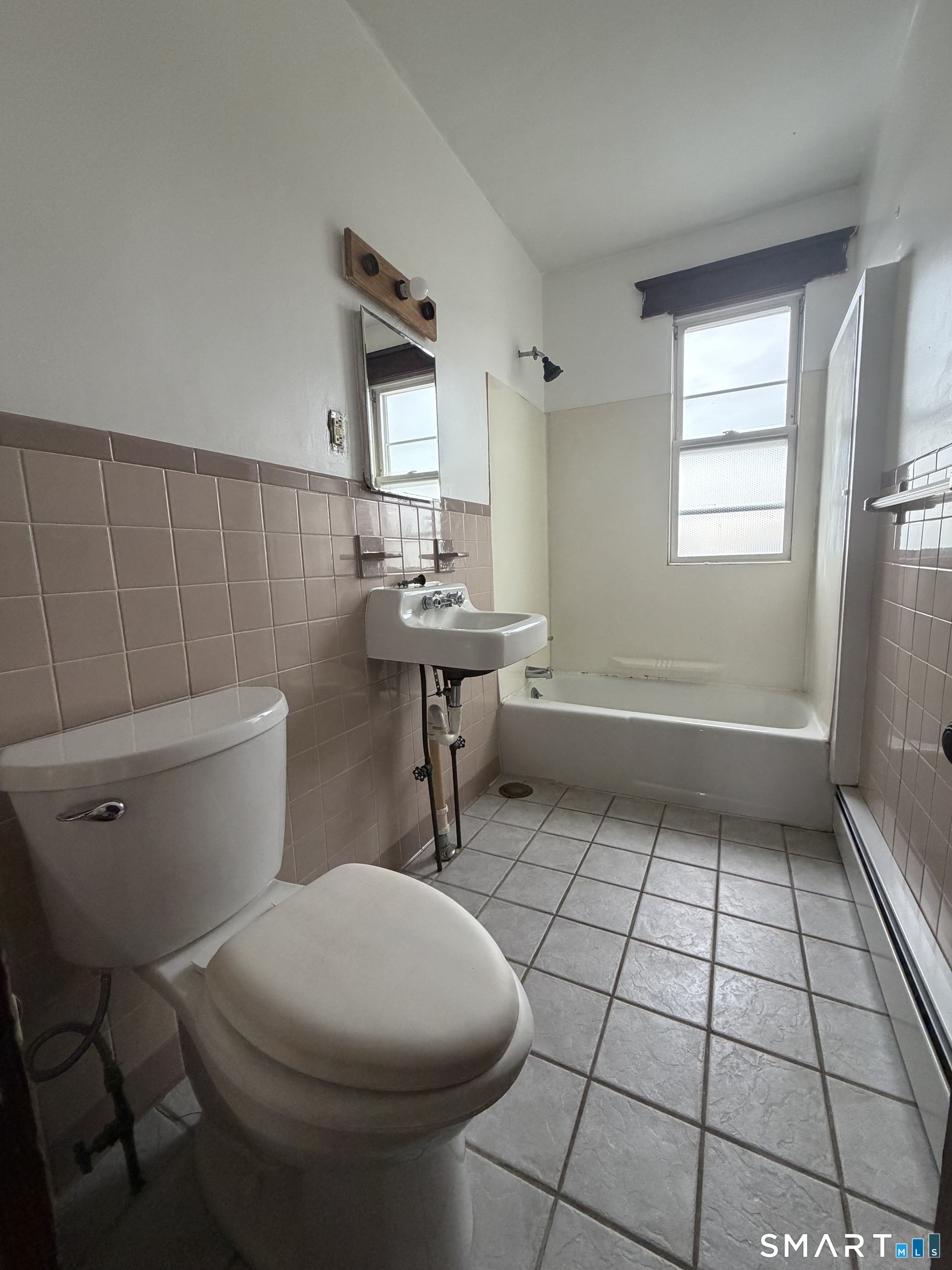 366 Tolland Street East Hartford CT 06108