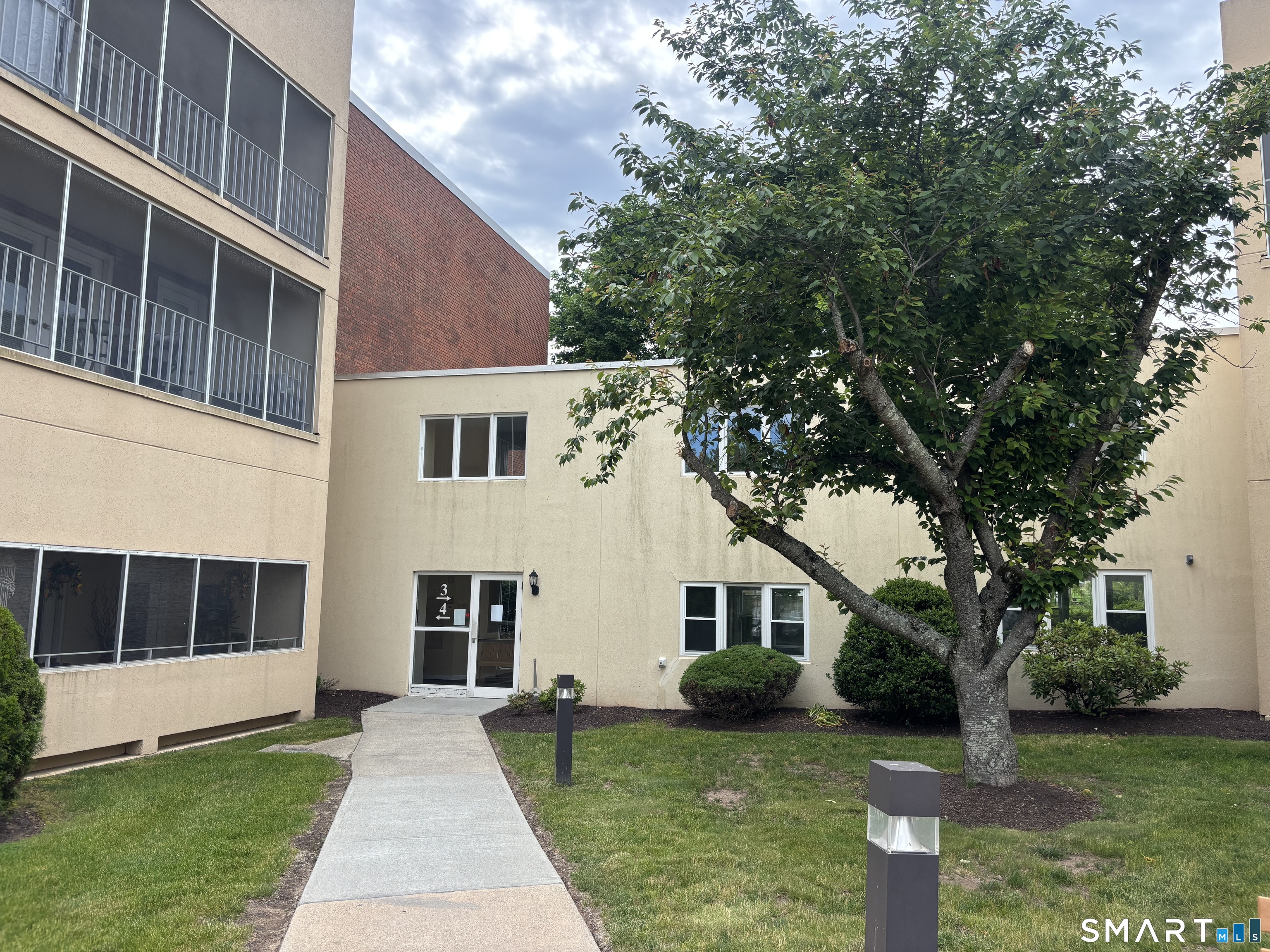75 Washington Avenue Hamden CT 06518