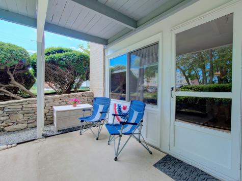 281 Gardner Avenue New London CT 06320