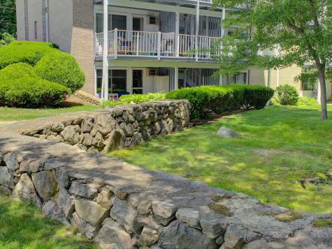 281 Gardner Avenue New London CT 06320