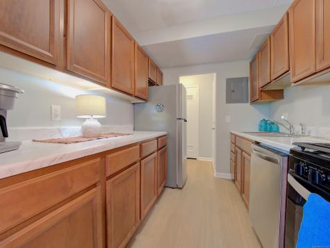 281 Gardner Avenue New London CT 06320