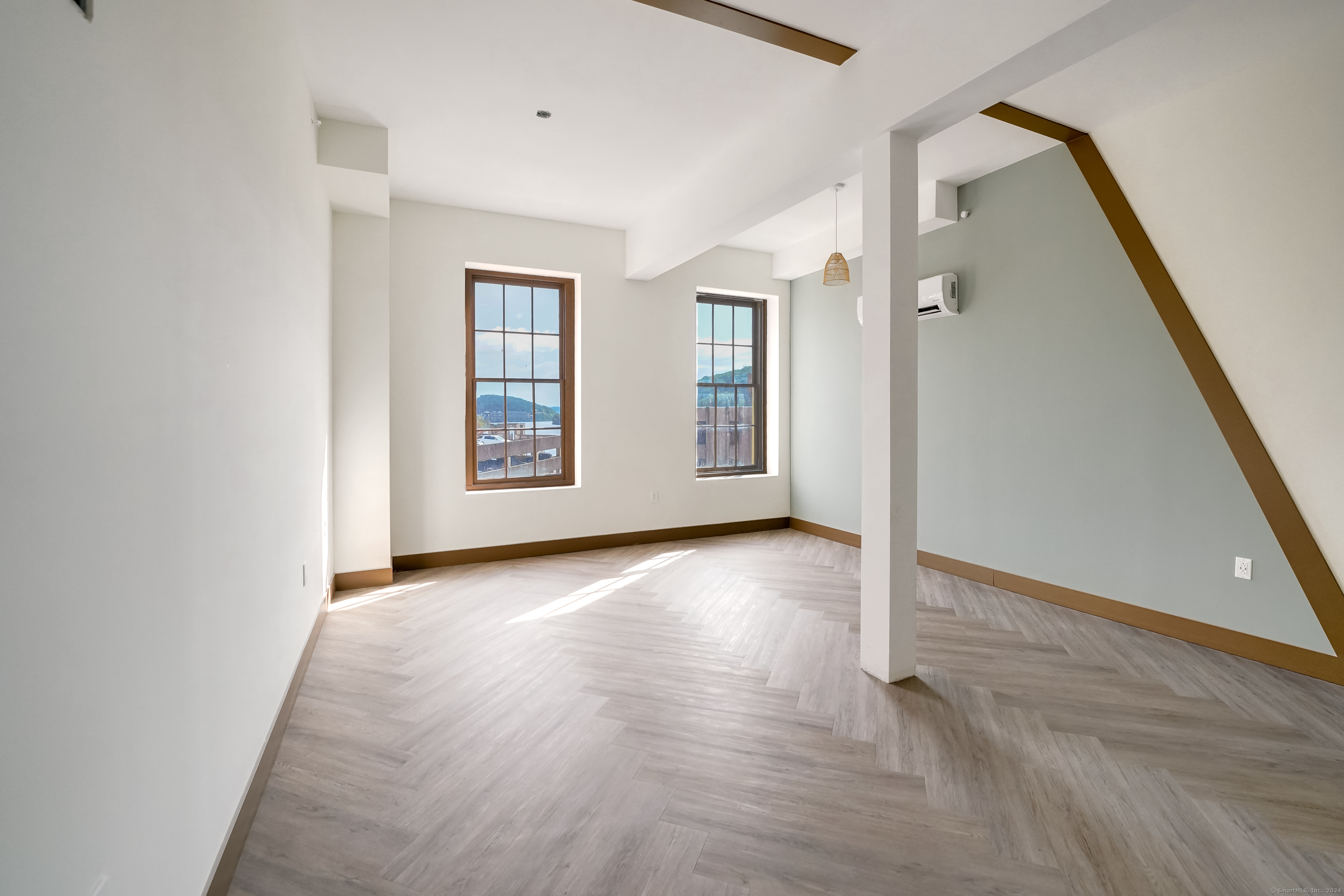 85 Main Street Norwich CT 06360