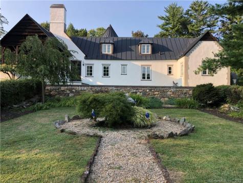31 Hilltop Road Sharon CT 06069