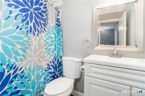 91 Orangewood West Derby CT 06418