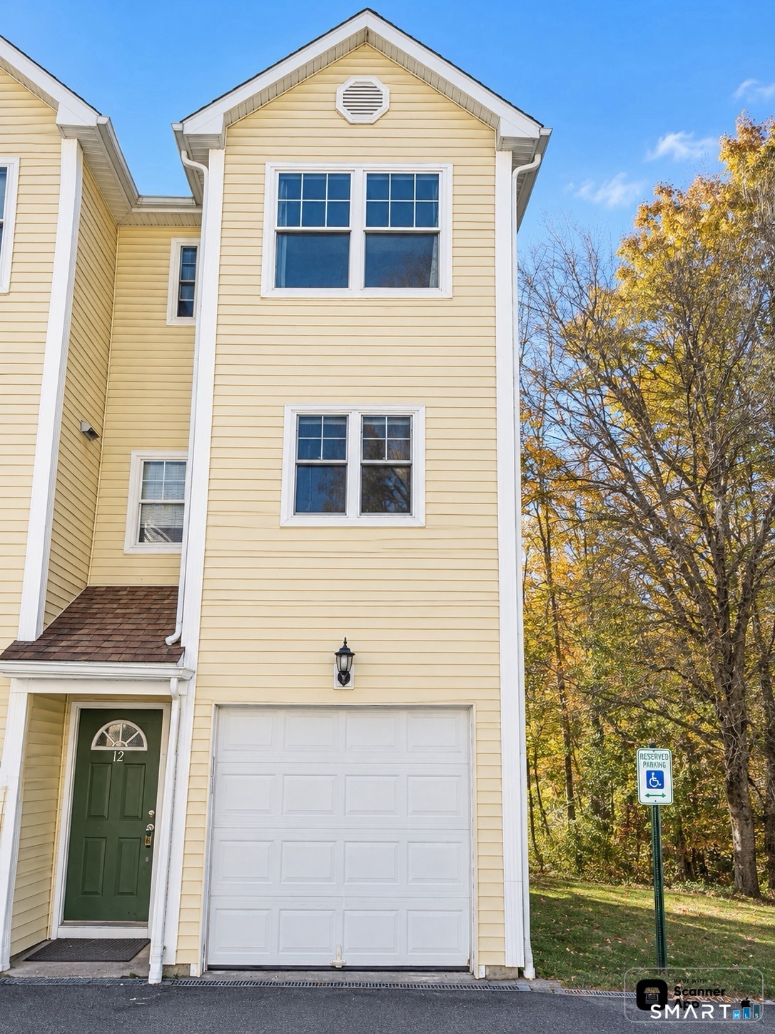 Norwich CT, 527 West Thames Street, Unit 12