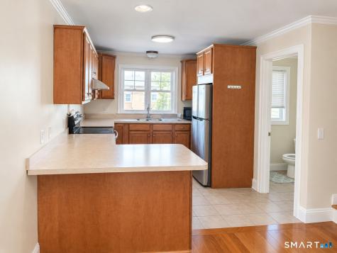 527 West Thames Street Norwich CT 06360