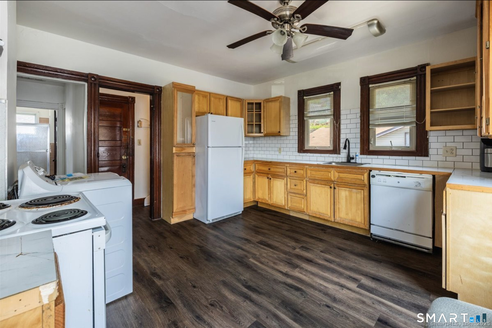 118 New Haven Avenue Derby CT 06418