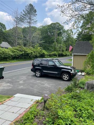 37 Dodgingtown Road Newtown CT 06470