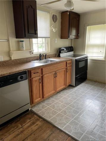 37 Dodgingtown Road Newtown CT 06470