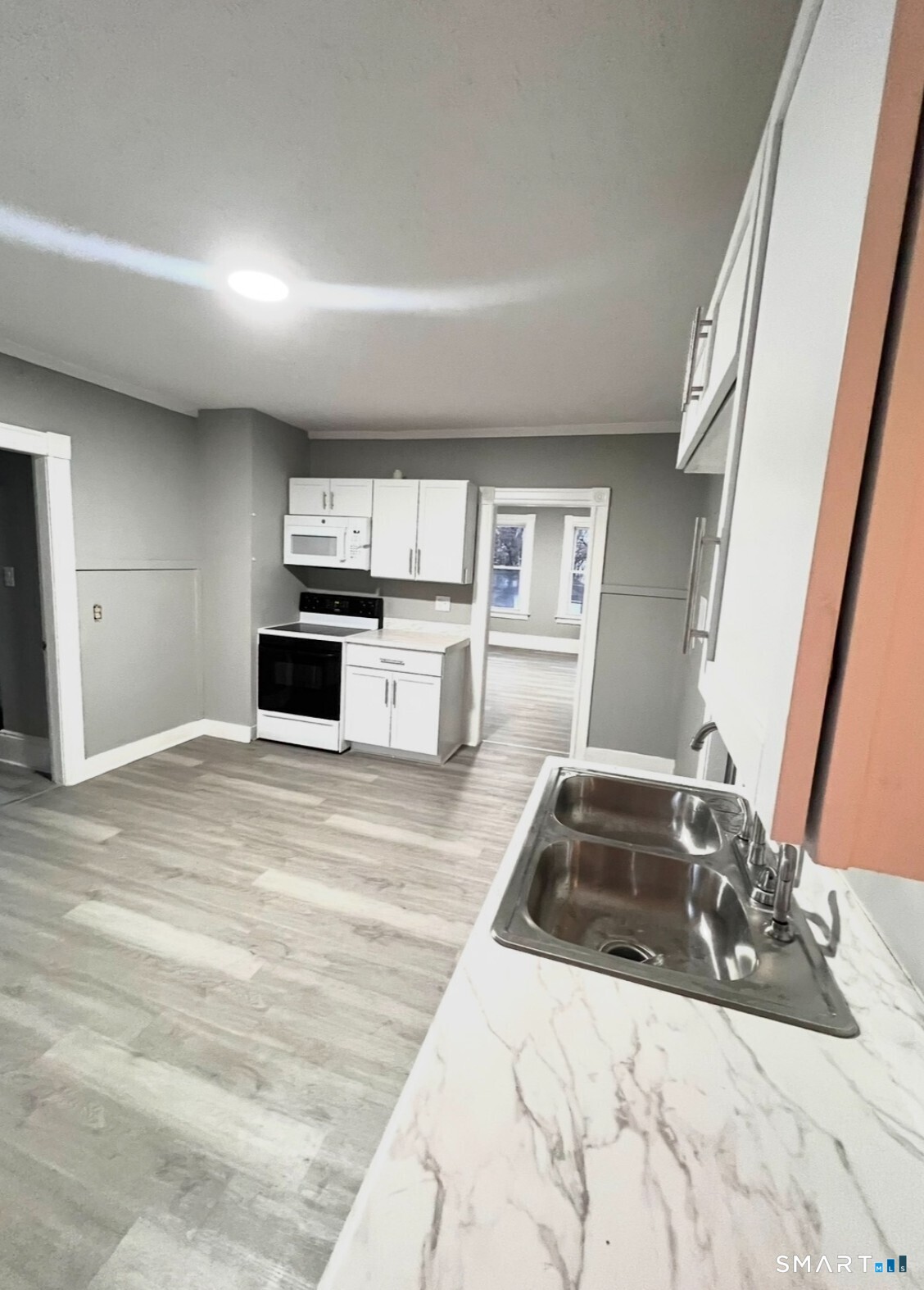 3 Oak Avenue Enfield CT 06082