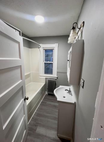 3 Oak Avenue Enfield CT 06082