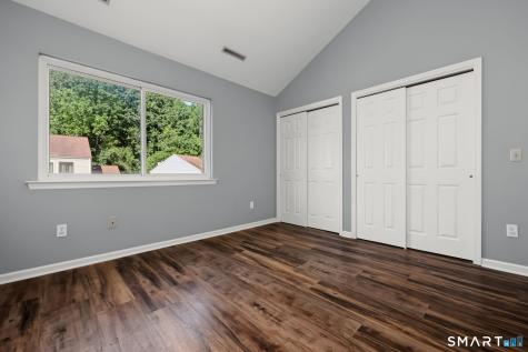 35 Deer Run Bethel CT 06801
