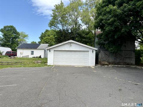 304 Buckingham Street Watertown CT 06779