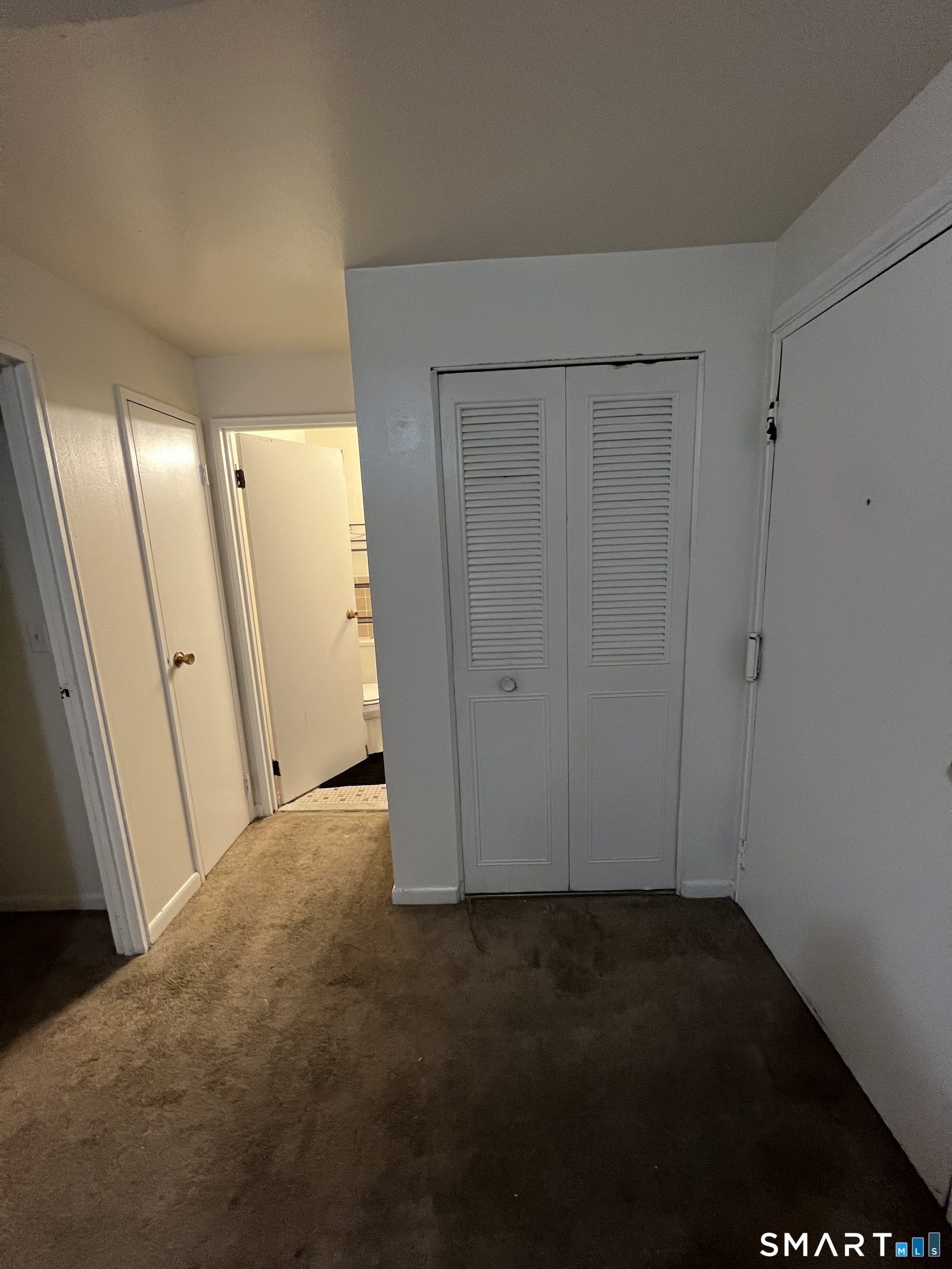 16 Niles Street Hartford CT 06105