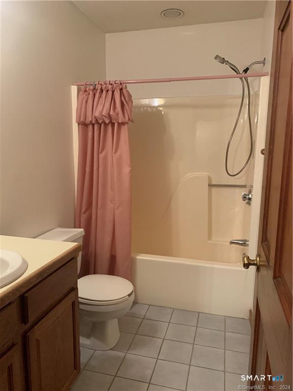 3 Jamie Lane Manchester CT 06042