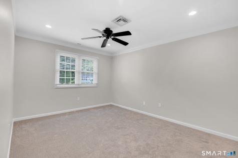 102 Salem Walk Milford CT 06460