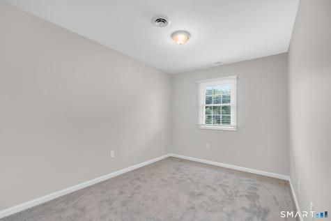 102 Salem Walk Milford CT 06460