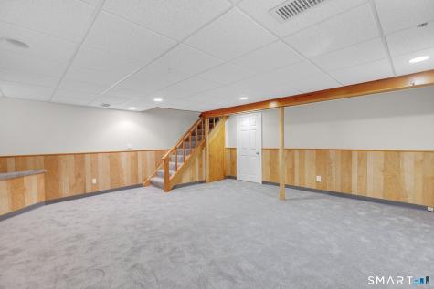 102 Salem Walk Milford CT 06460