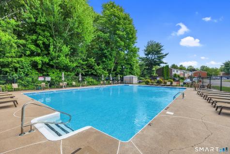 102 Salem Walk Milford CT 06460