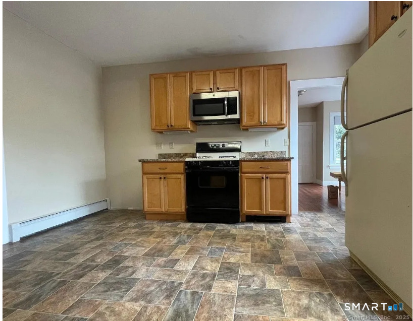 651 Main St Street Branford CT 06405