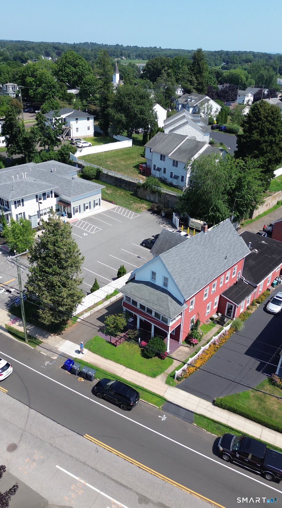 651 Main St Street Branford CT 06405