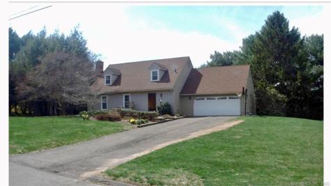 15 Squire Lane Hamden CT 06518