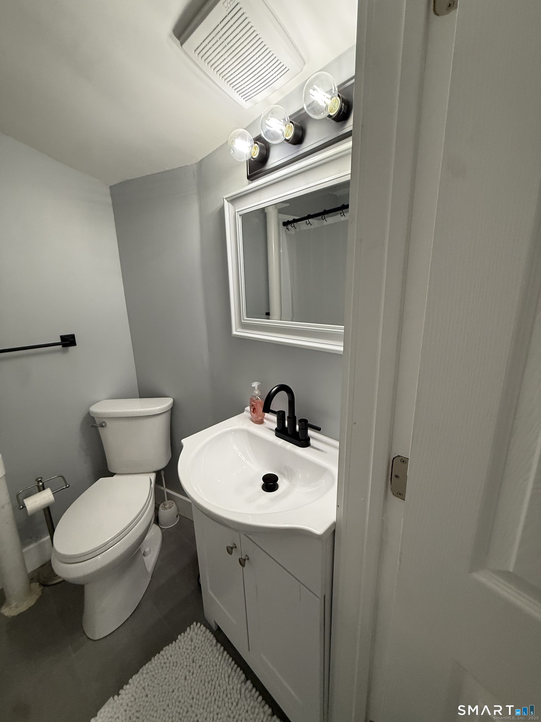 465 James Farm Road Stratford CT 06614