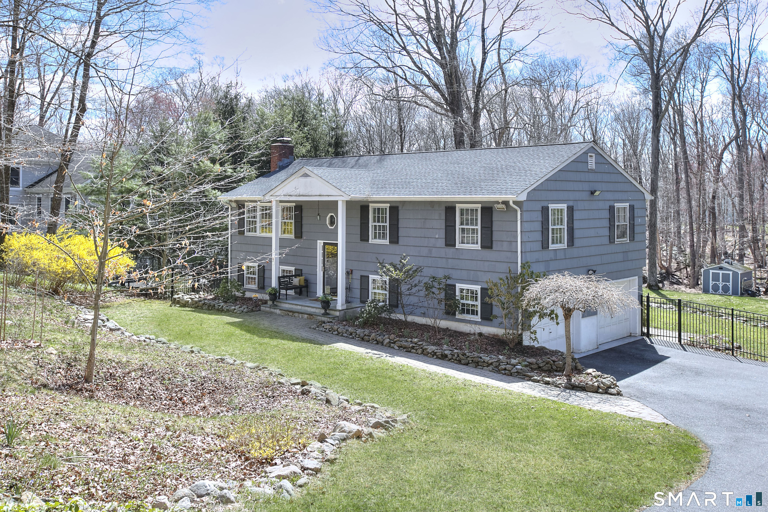 7 Richmond Hill Road Weston CT 06883