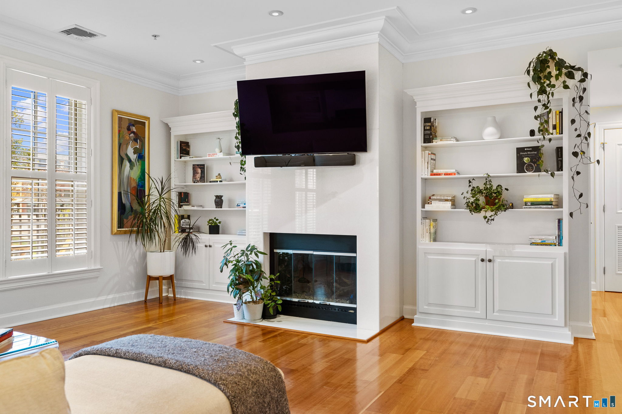 85 Memorial Road West Hartford CT 06107