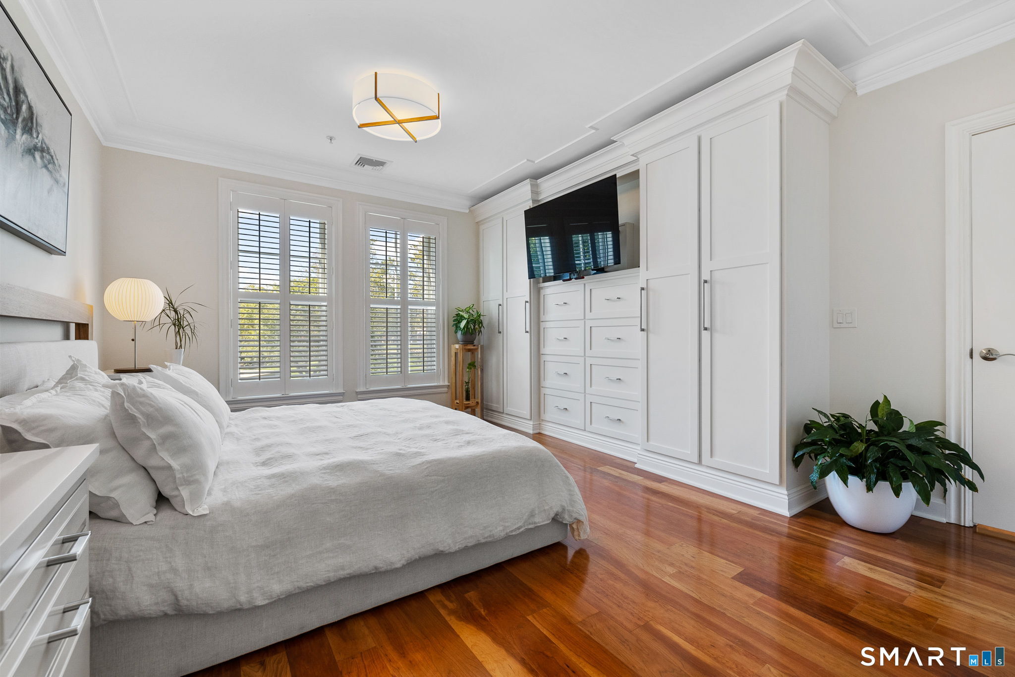 85 Memorial Road West Hartford CT 06107