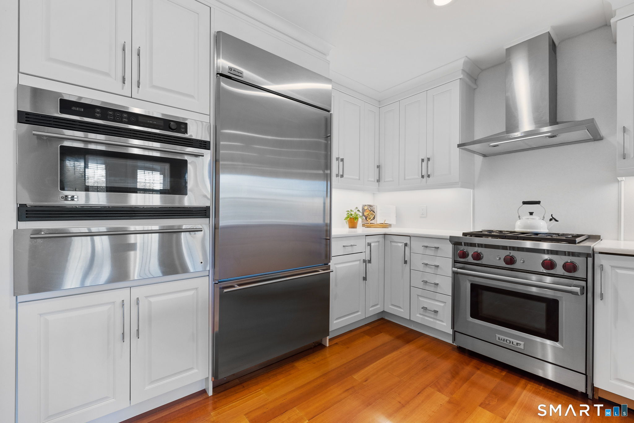 85 Memorial Road West Hartford CT 06107