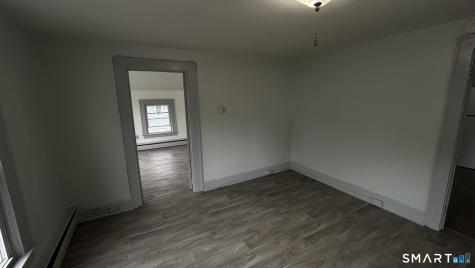 21 Avery Street Norwich CT 06360