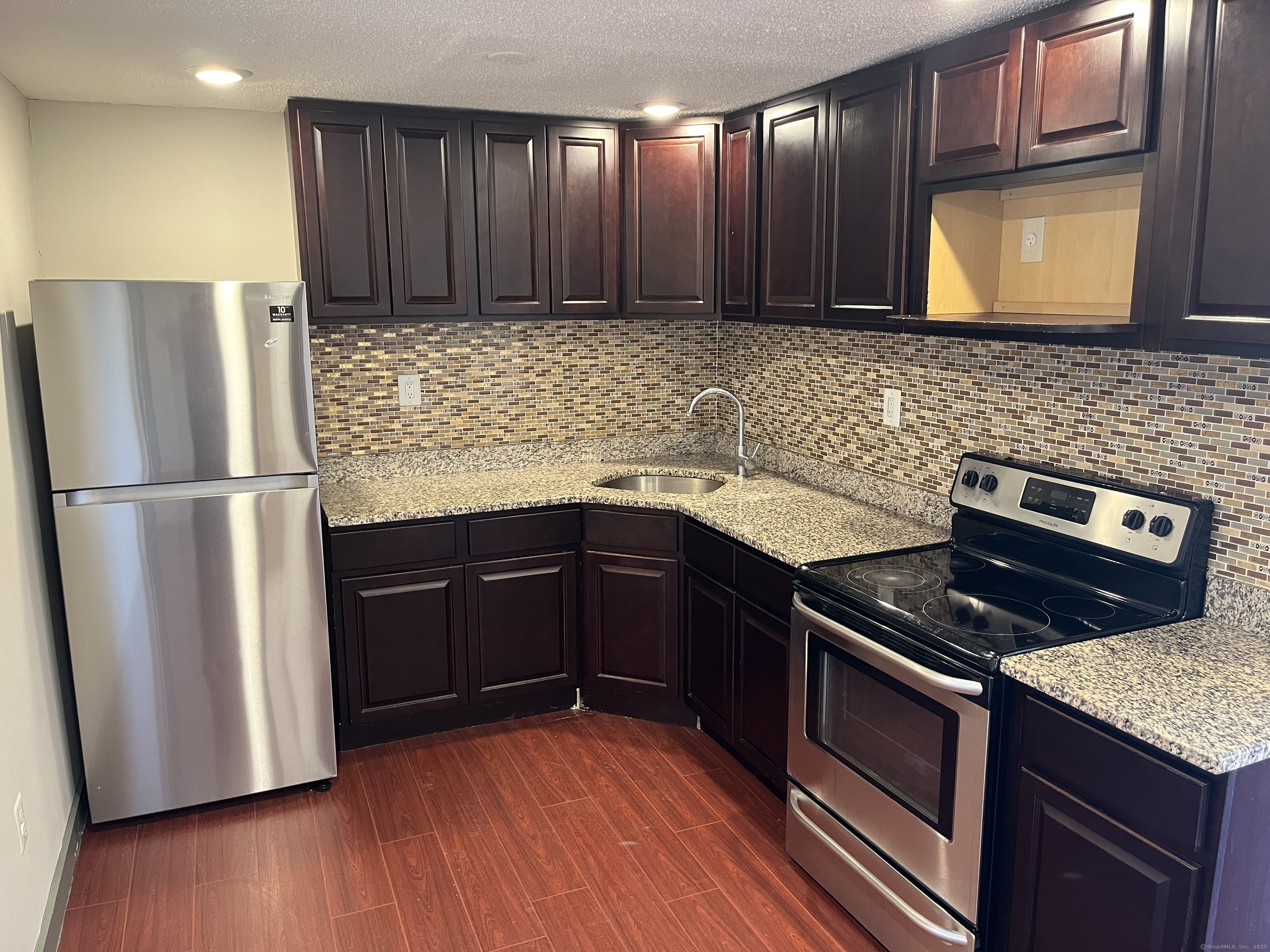 32 Cook Avenue Meriden CT 06451