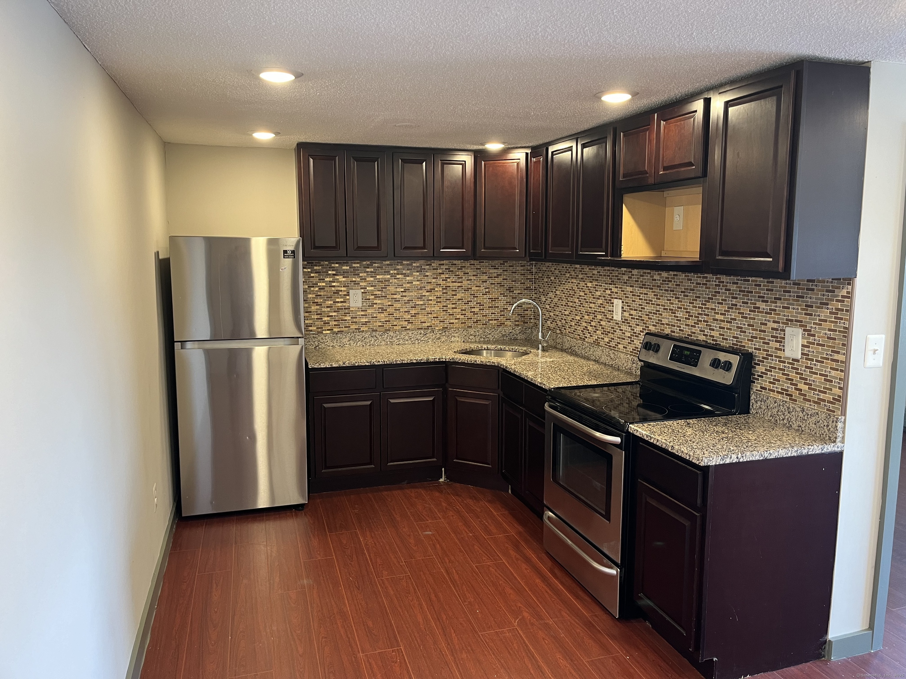 32 Cook Avenue Meriden CT 06451